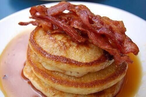 Hot Cake con tocino